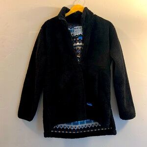 KAVU Women’s Snowpack Half Zip Fleece Pullover, Size M, Black Chalet print